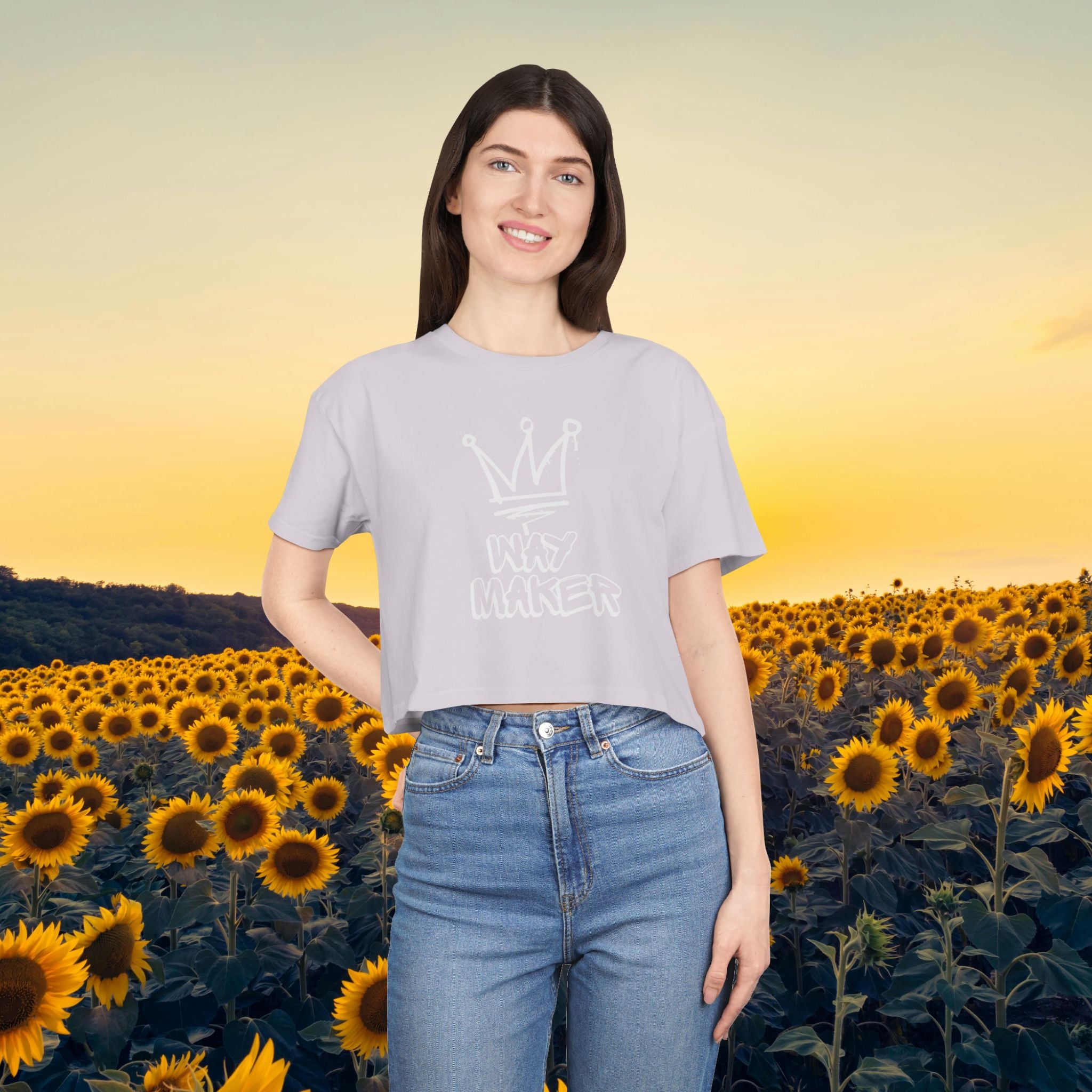 Way Maker Crown Crop Tee