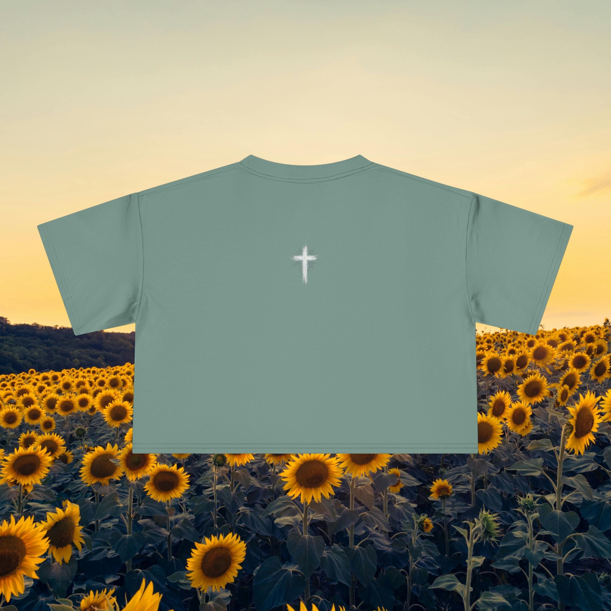 Way Maker Crown Crop Tee