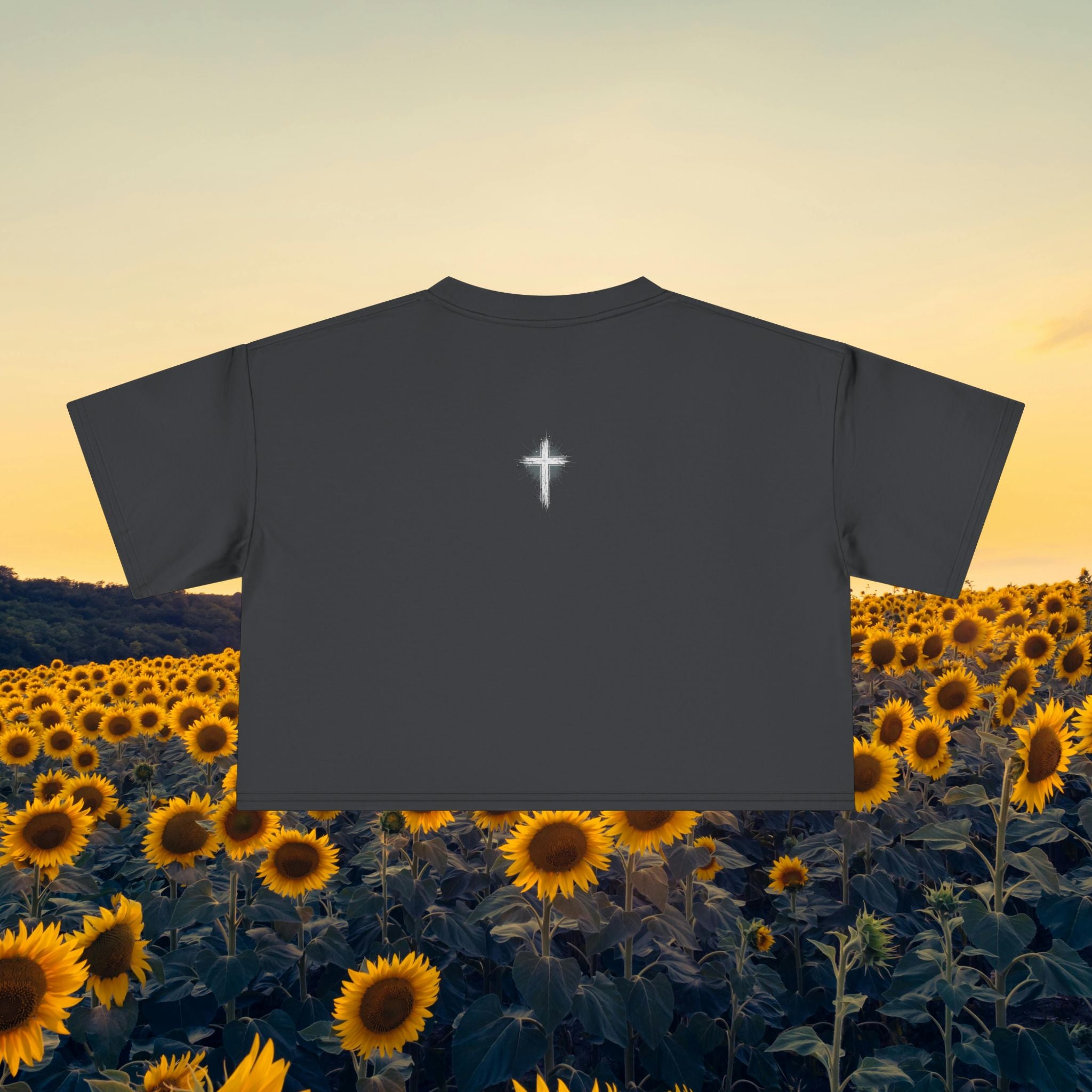 Way Maker Crown Crop Tee