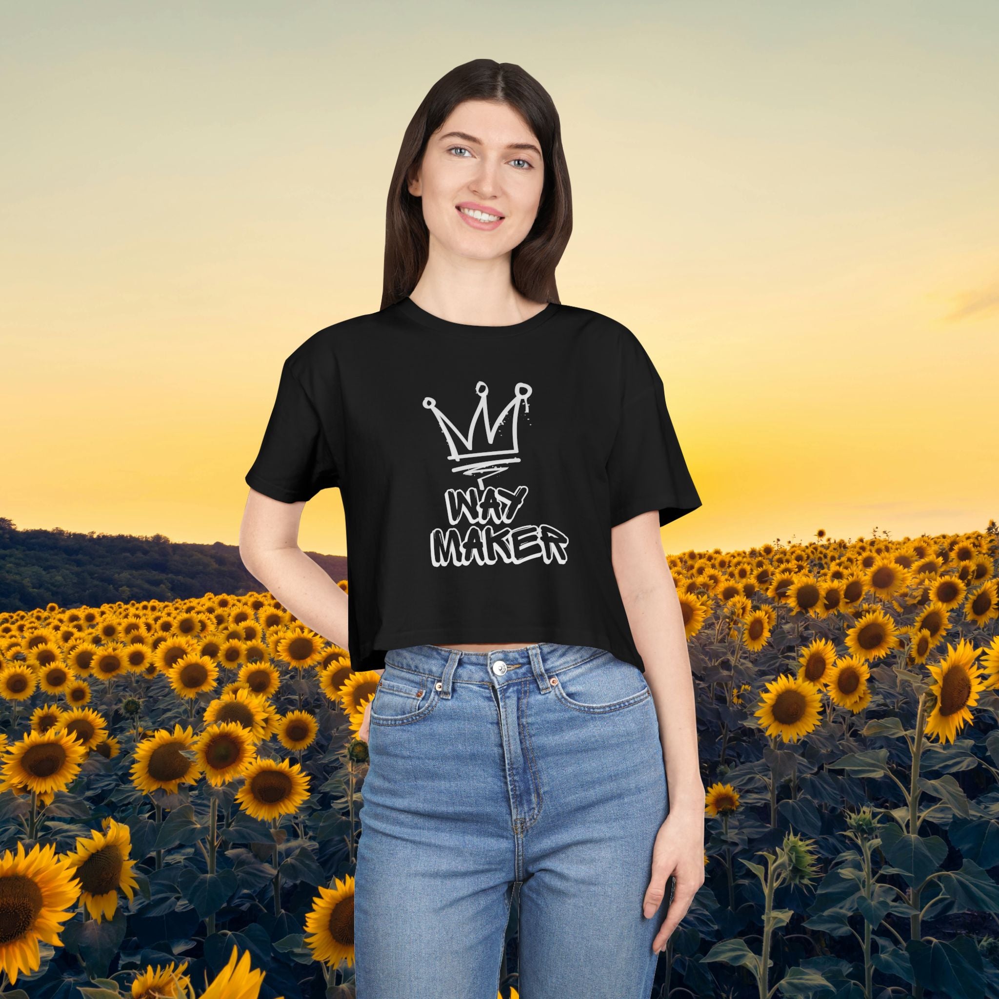 Way Maker Crown Crop Tee