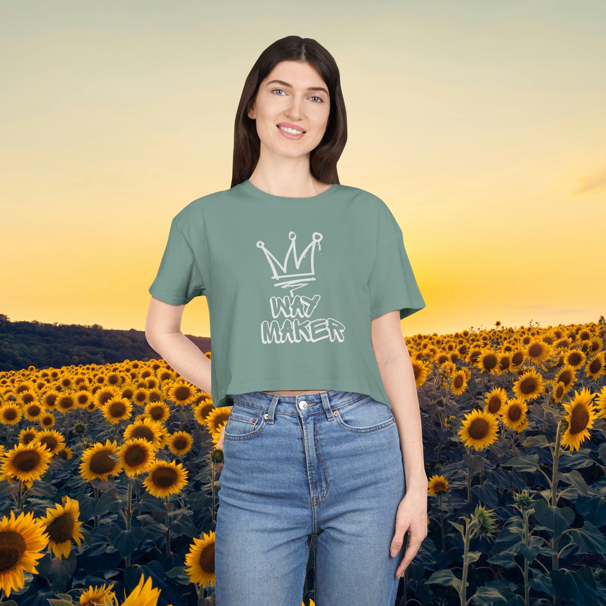 Way Maker Crown Crop Tee