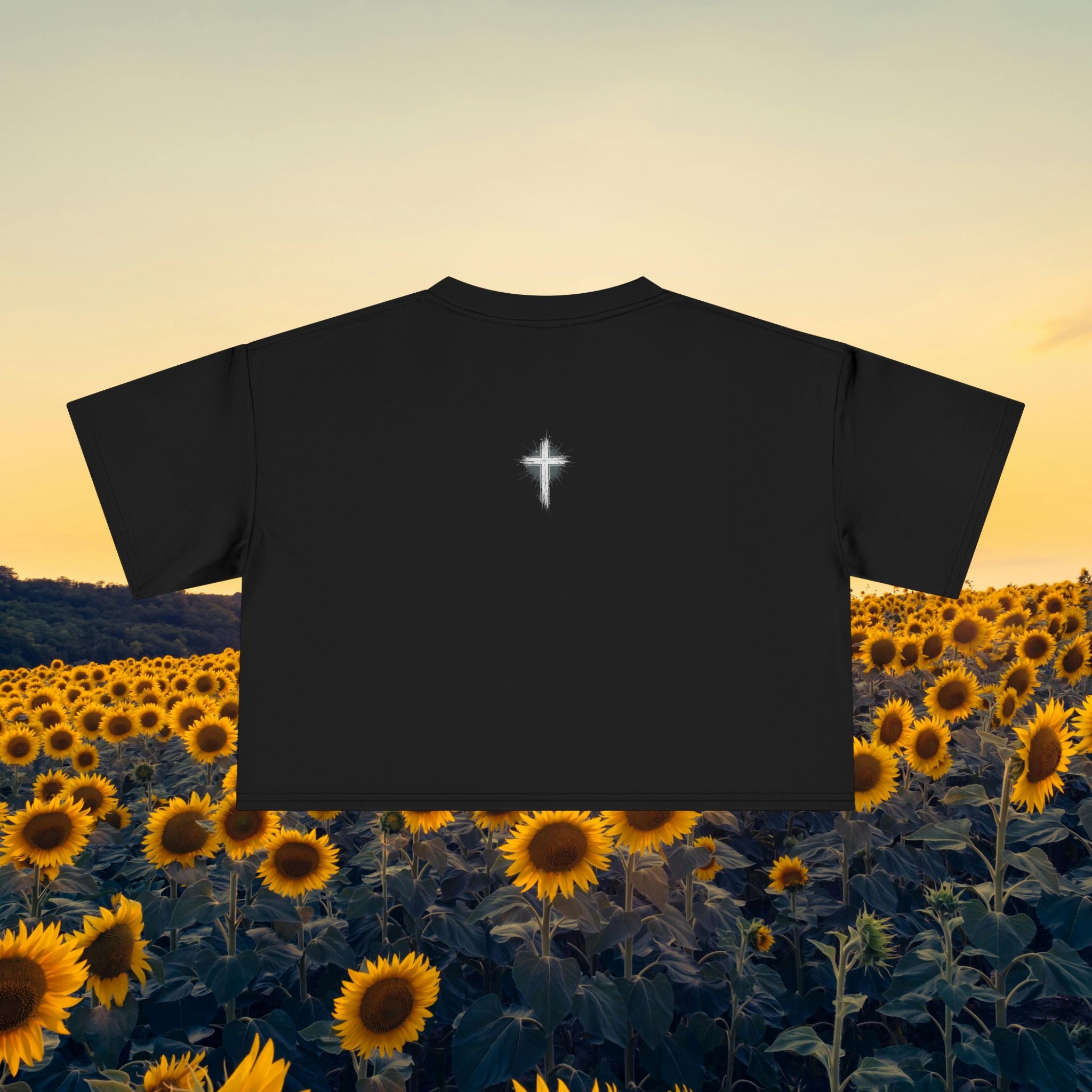 Way Maker Crown Crop Tee
