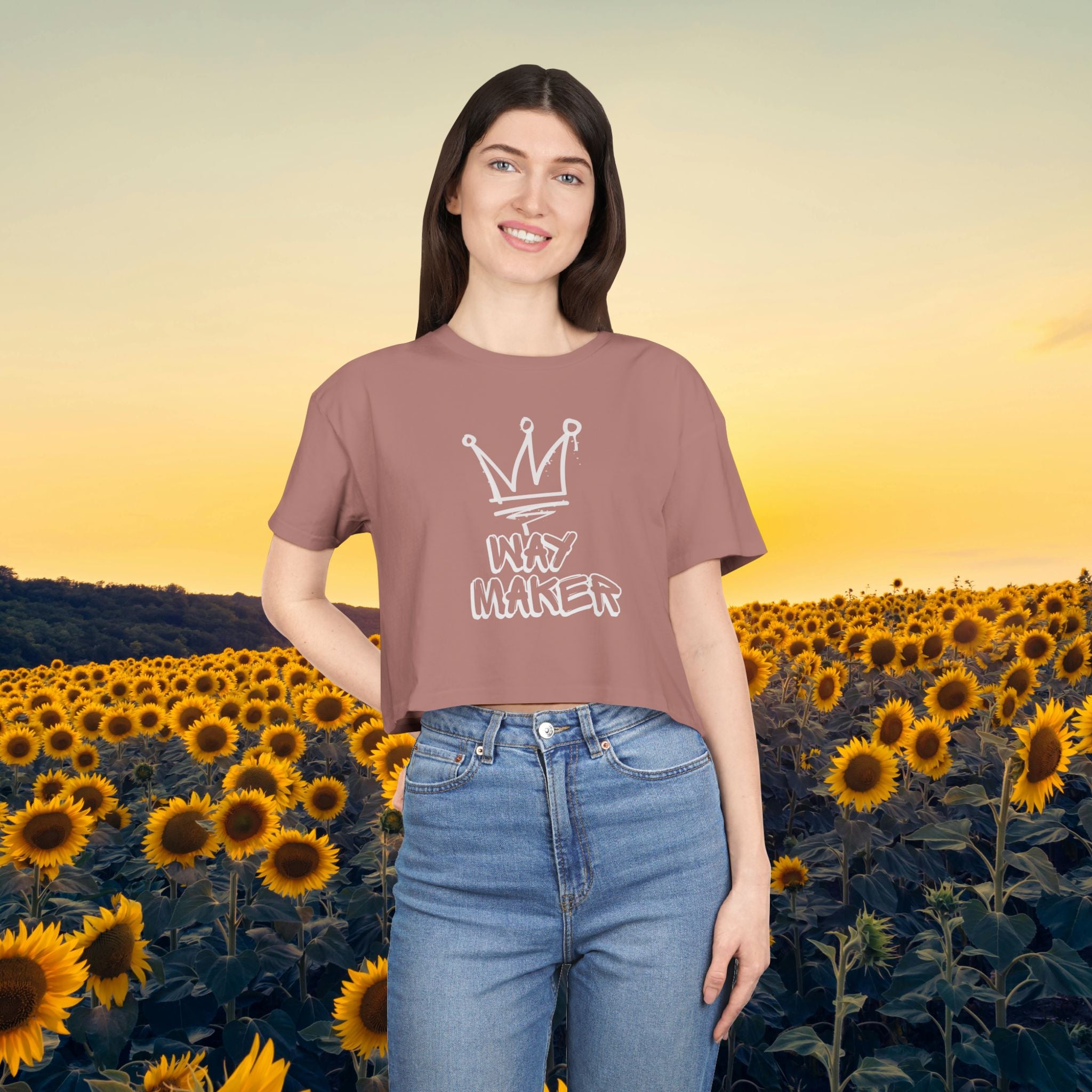 Way Maker Crown Crop Tee