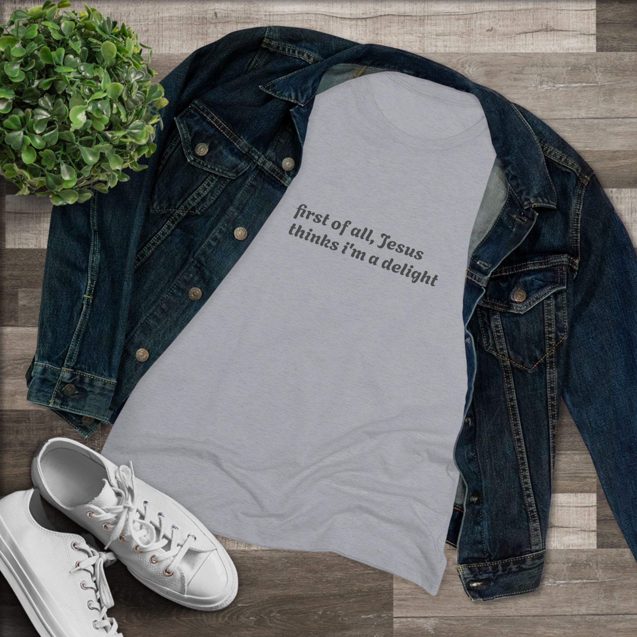 Women's Vintage Tee- Jesus thinks i'm a delight