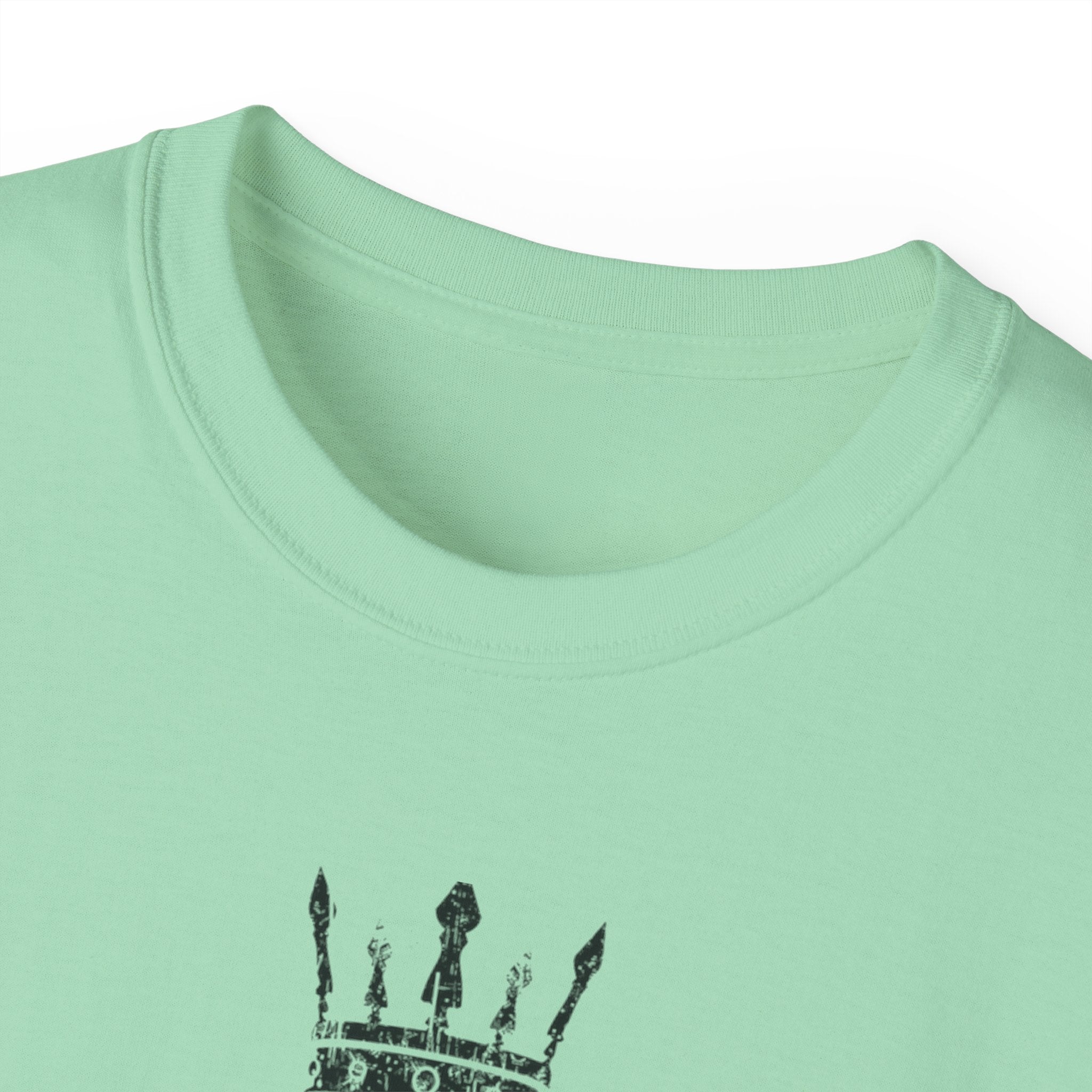 Trust God Do Good Christian Tee